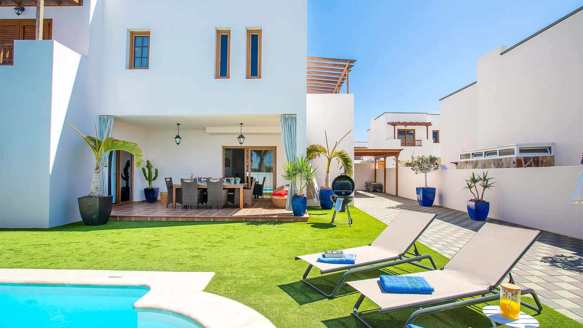 Сasa de vacaciones Las Caletas Village Costa Teguise